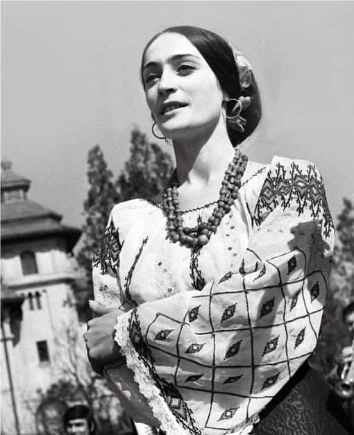 Tamara Chițaniuc, artistă emerită.
