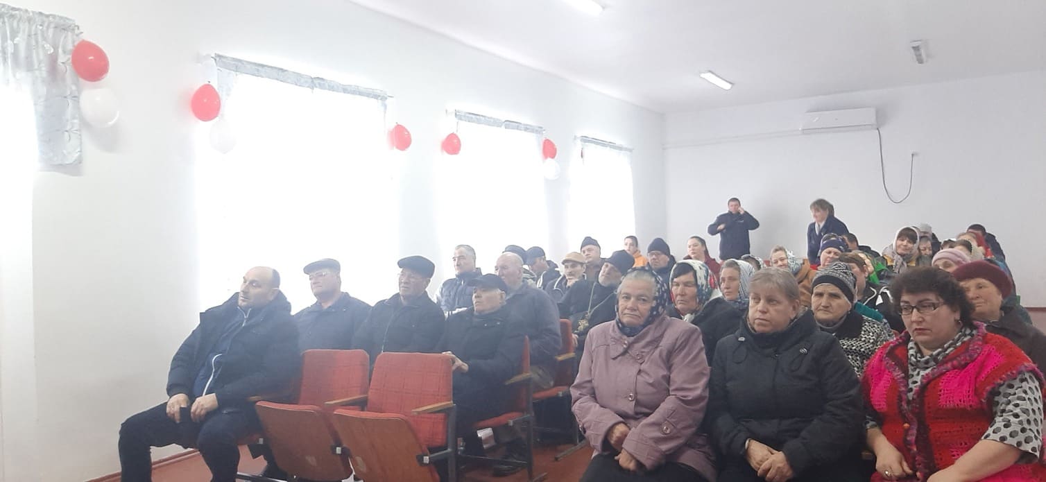Adunarea generală cu cetățenii din satul Vadul-Leca.
